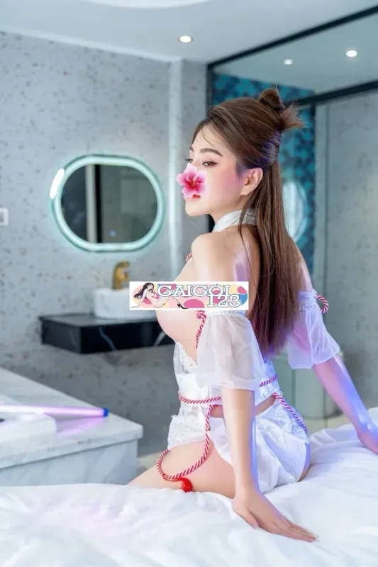 (Ngừng phục vụ)Hoài Anh - thiên thần dâm dục giá cực rẻ - Gái gọi 777