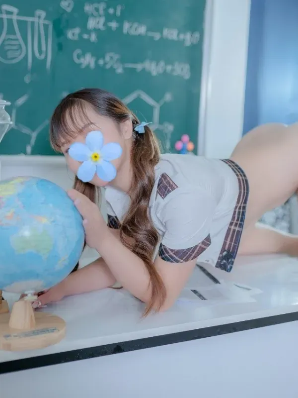 (Ngừng phục vụ)Vân Anh - hàng mới về với độ dâm đỉnh cao phục vụ 24/24 - Gái gọi 777