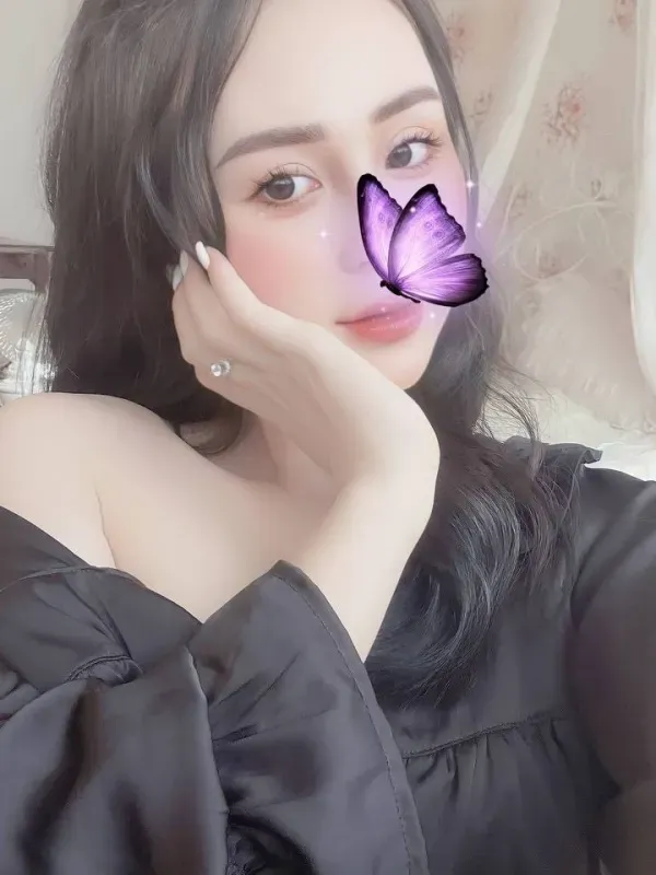 Gái gọi 777 - TUỆ NHI VẺ ĐẸP HOÀN HẢO TỰ NHIÊN, ÁNH MẮT,BỜ MÔI THIÊU ĐỐT TÂM HỒN