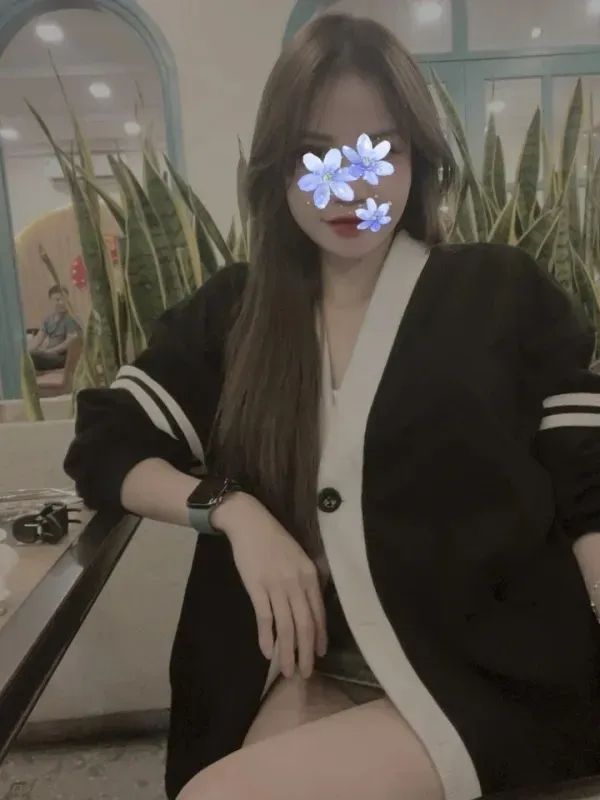 (Ngừng phục vụ)New QUỲNH ANH - Dáng Cao,Xinh Gái,Dịu Dàng,Lần Đầu Làm Web Gái Gọi 2k5 gaigoi 2k5 - Gái gọi 777