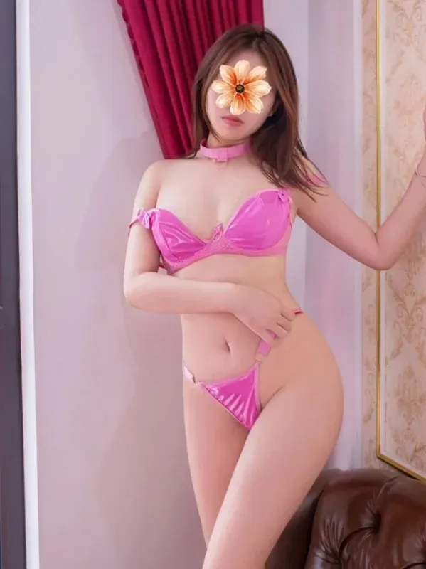 (Ngừng phục vụ)Ngọc Ruby - Em Gái Mộc Mạc, Chờ Anh Em Check Hàng - Gái gọi 777