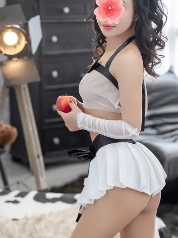 (Ngừng phục vụ)LINH NHI NHẸ NHÀNG TÌNH CẢM-CHIỀU KHÁCH NHƯ NGƯỜI YÊU - Gái gọi 777