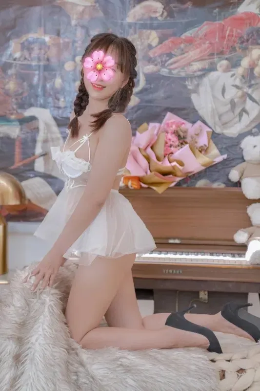 (Ngừng phục vụ)Tú Uyên duyên dáng đáng yêu cực kỳ chiều khách - Gái gọi 777